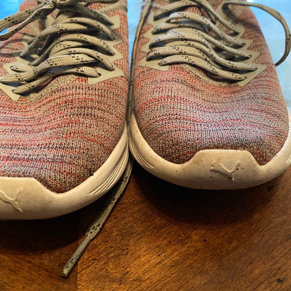 Puma - Picture 5 of 6